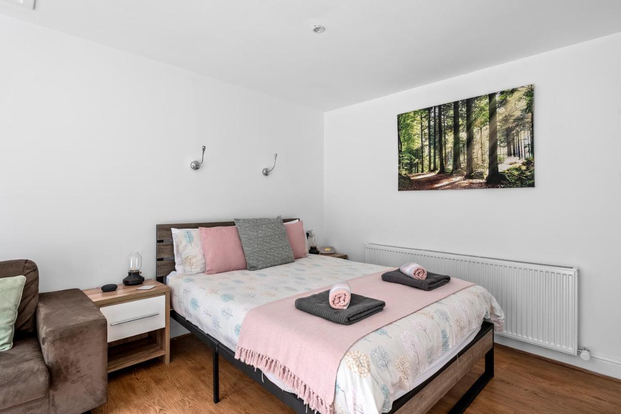Number 2, Lytton Tree Lodge, Reydon, Southwold Exteriör bild